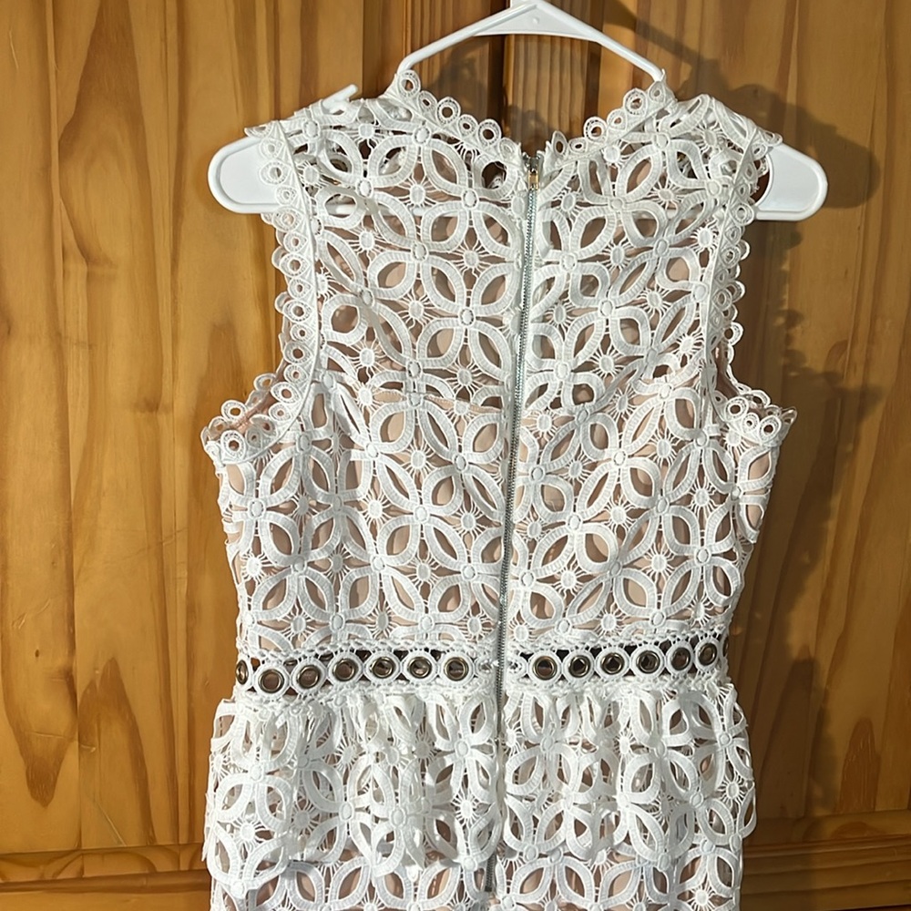 Custom Lace Dress - Picture 3 of 5